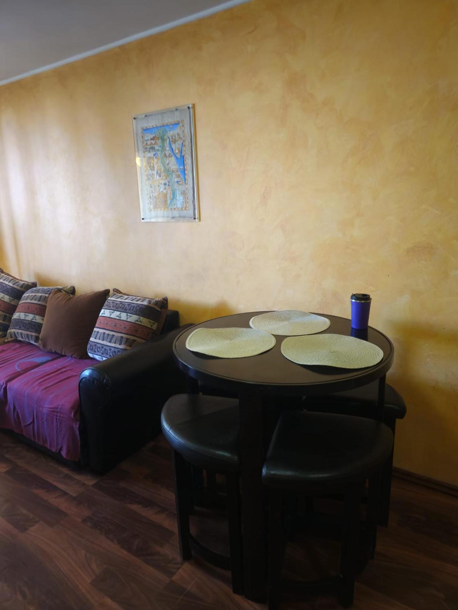 Apartment Cu 3 - Dristor *